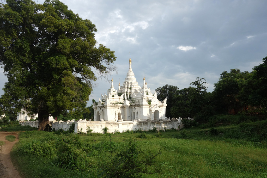 Desada Taya Weißer Tempel