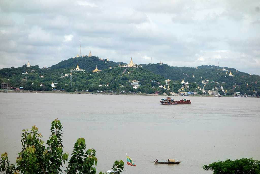 Irrawaddy Fluss - Saigaing Hill