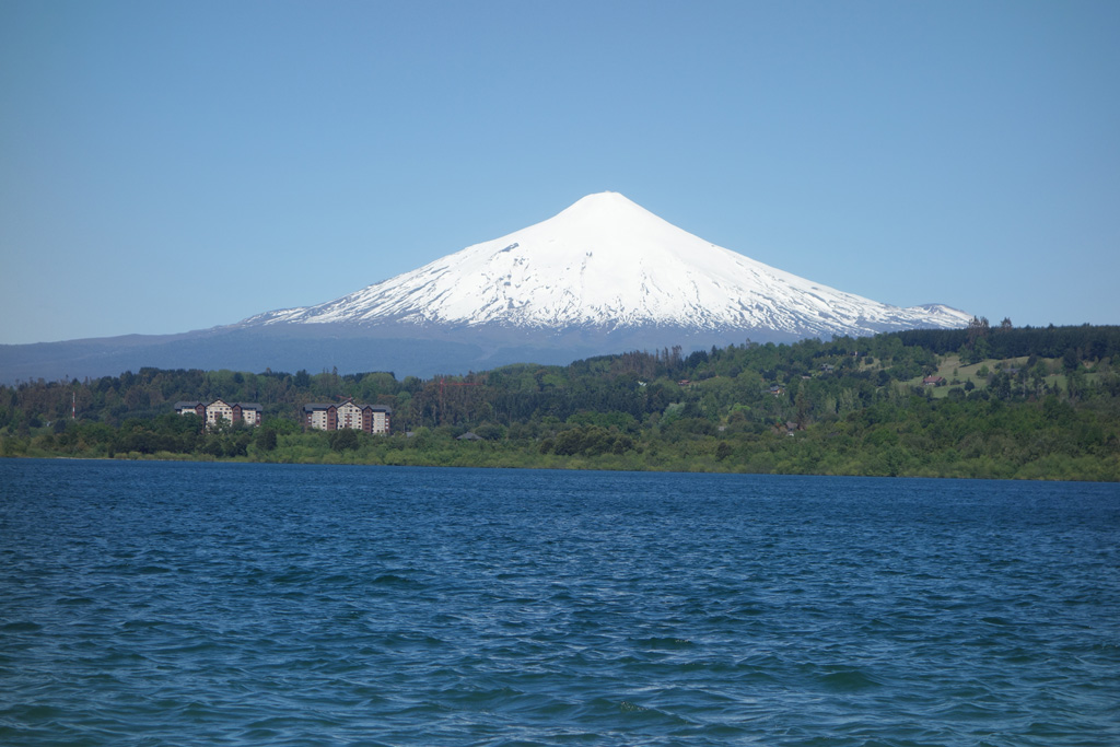 Lago Villarrica und Vulkan Villarrica
