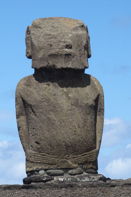 12. Moai - Tongarika