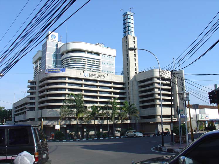 Art-Deco - Bandung