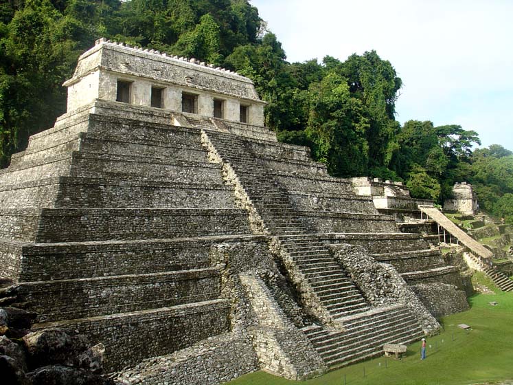 Templo de las Inscripciones und Templo XIII- Palenque