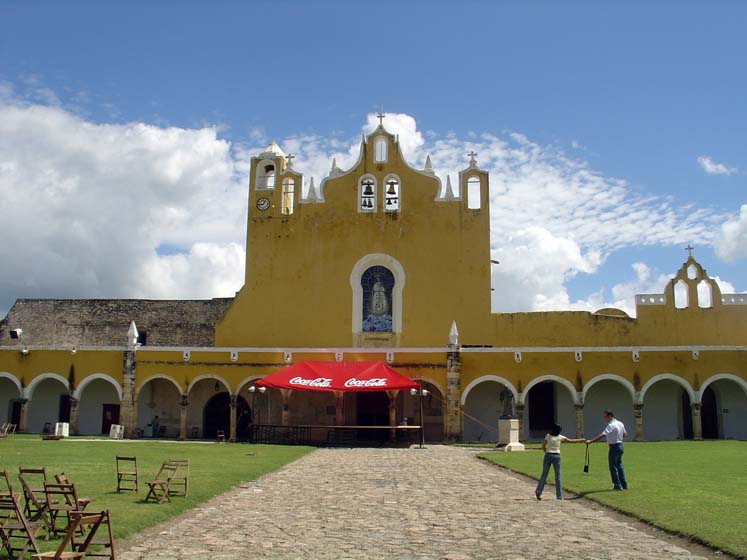 Convento de San Antonio de Padua - Izamal