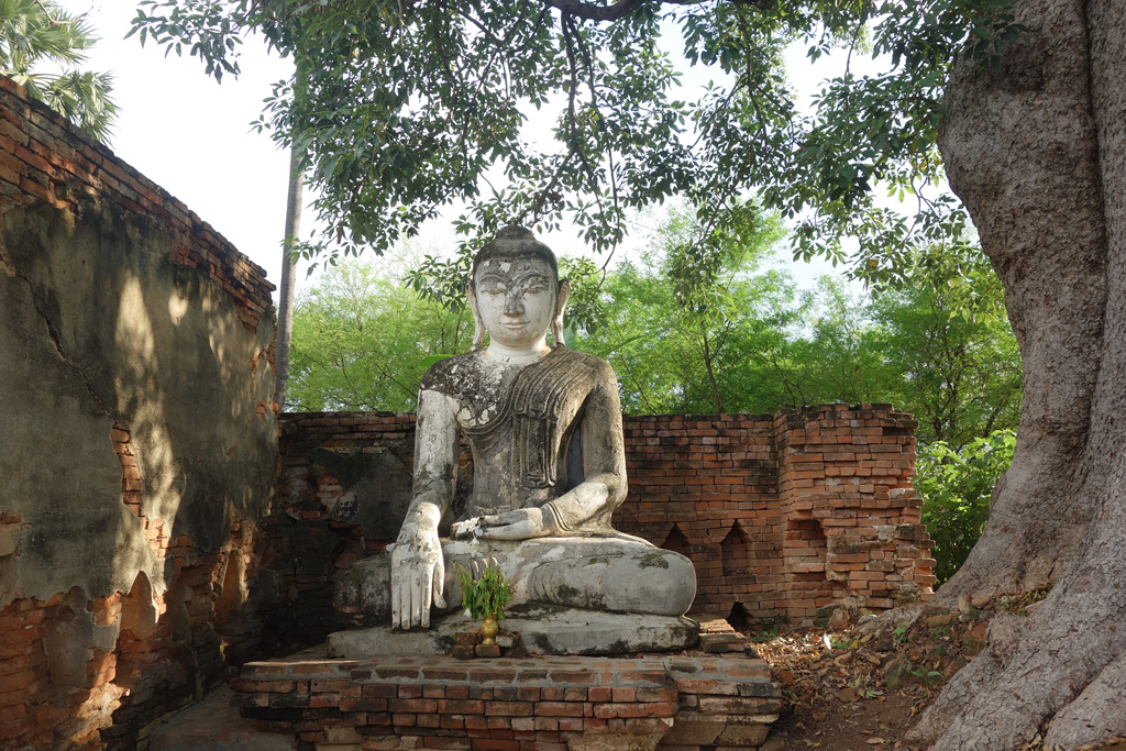 Yadana Hsemee Pagoda Complex