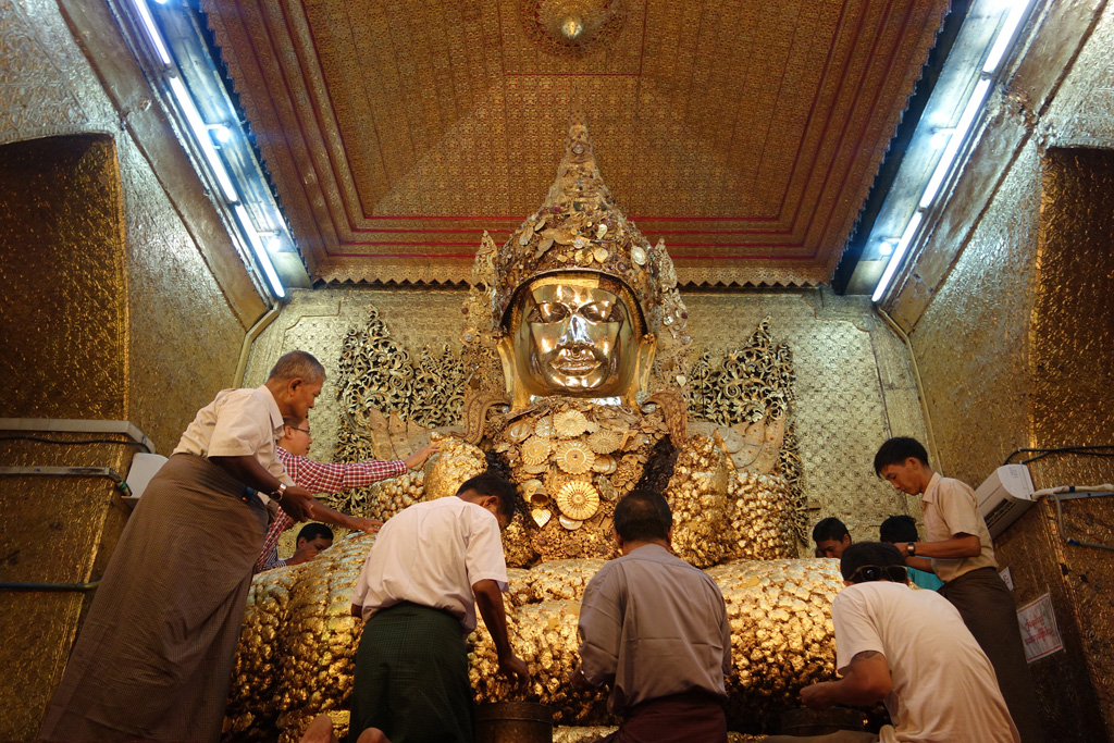 Mahamuni Buddha Statute