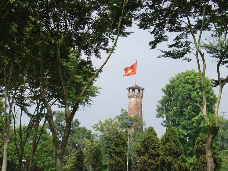 Turm am Kriegsmuseum - Hanoi